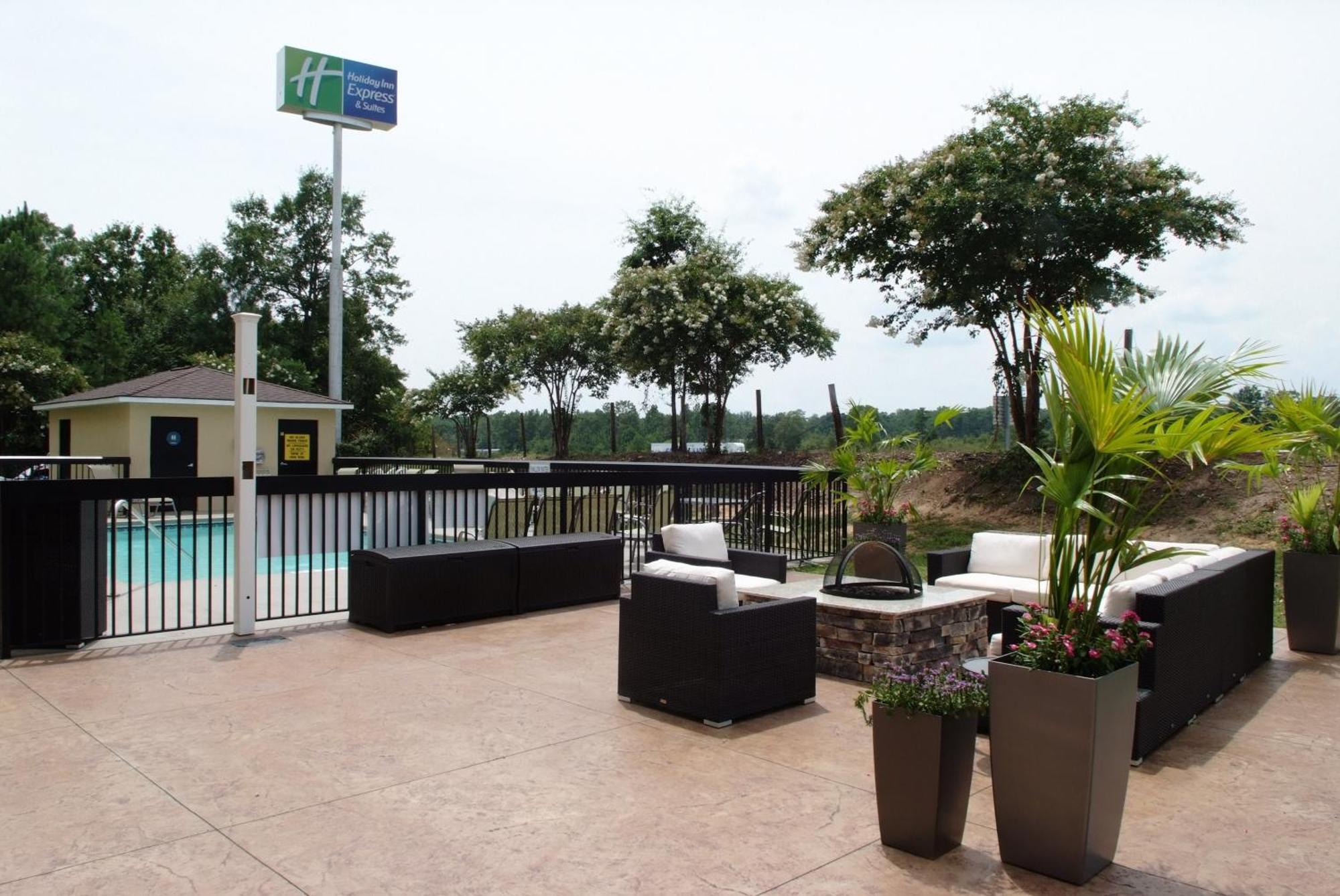Holiday Inn Express Hotel & Suites Blythewood By Ihg Exterior photo