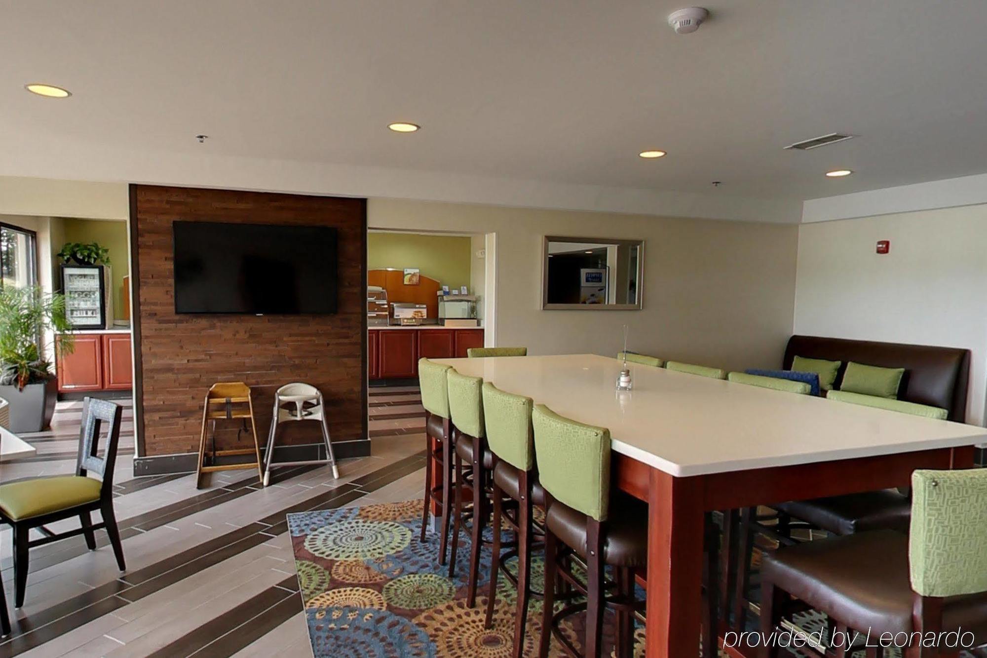 Holiday Inn Express Hotel & Suites Blythewood By Ihg Exterior photo